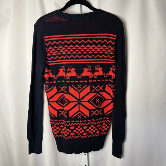 NWT GAP Designed Crafted Men’s M Tall Fair Isle Reindeer Sweater Navy Red Cotton - Picture 2 of 4